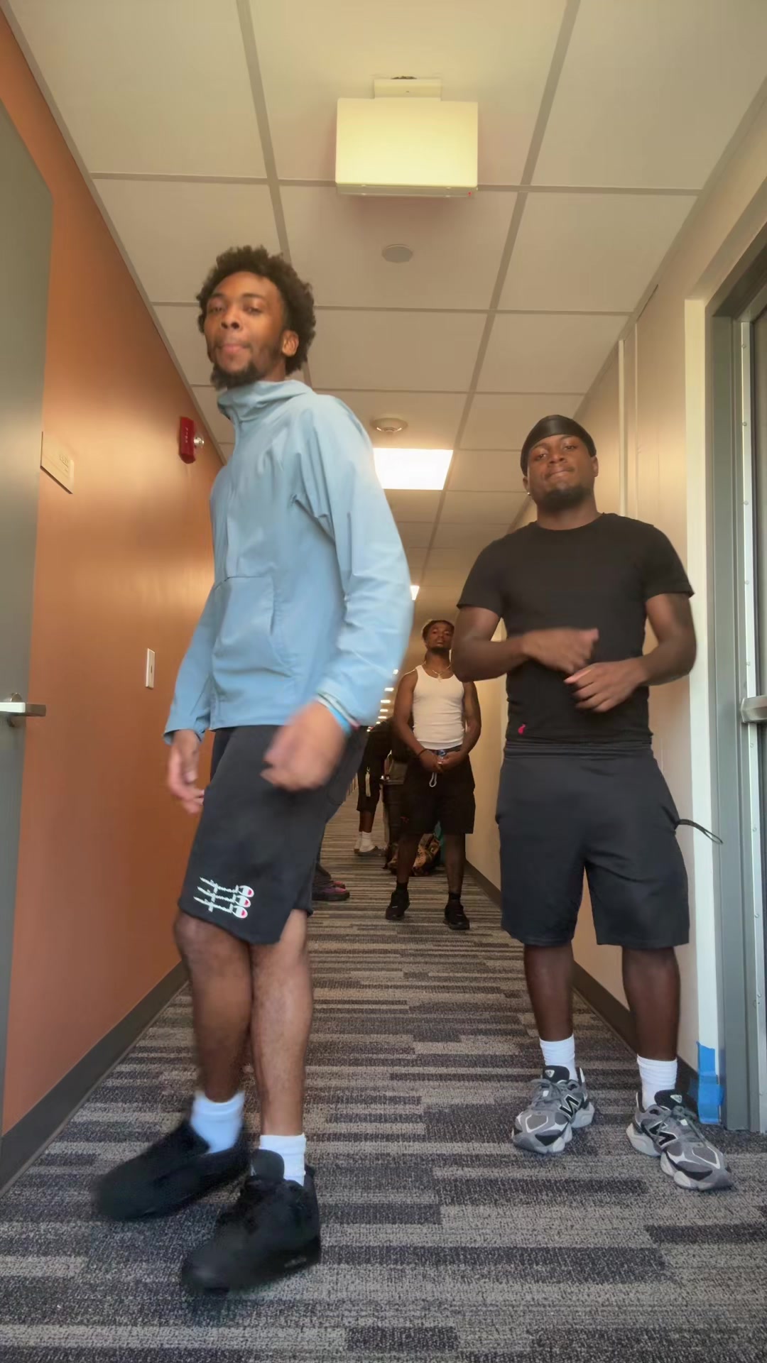 @C3tothurl_🕴️