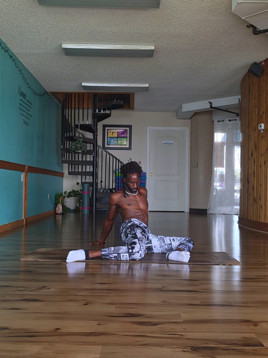 @C.hamp.ionyogi