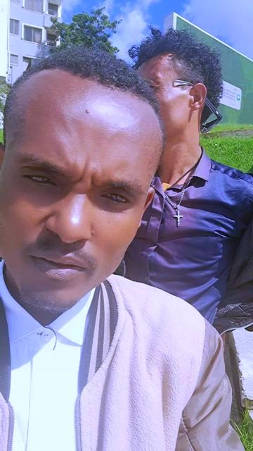 @Tesfahun Hailu/ና በይኝ ወምበርማ/