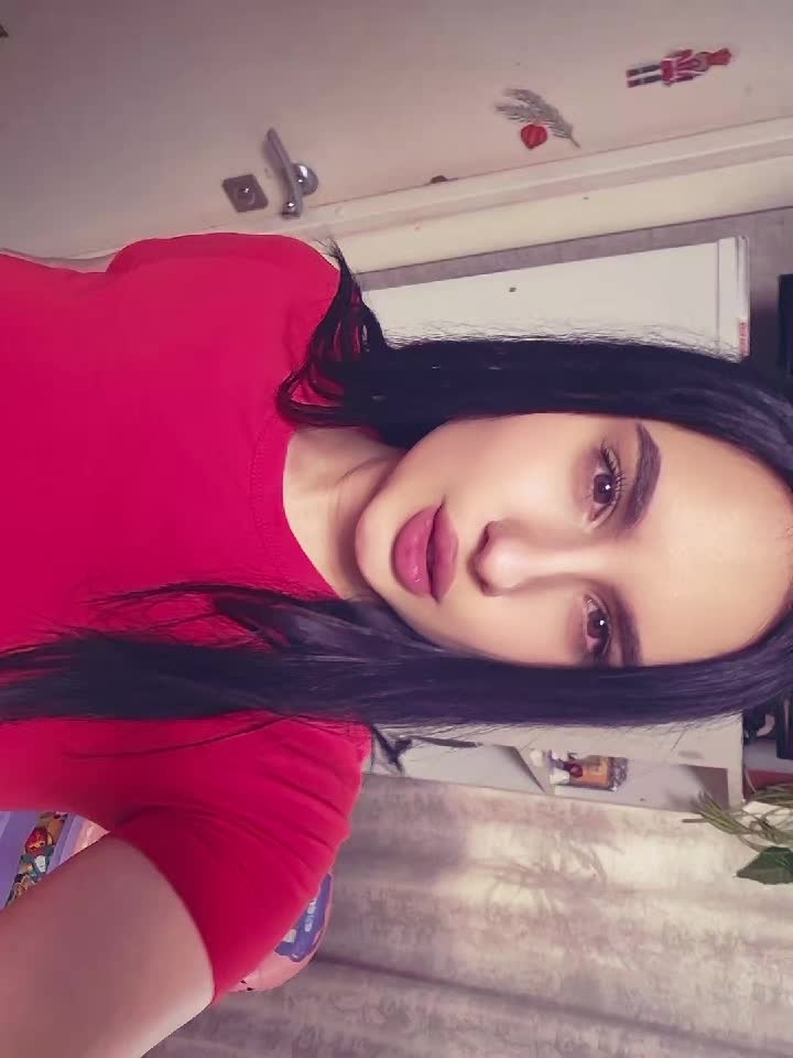 @лаура_ciuguryan
