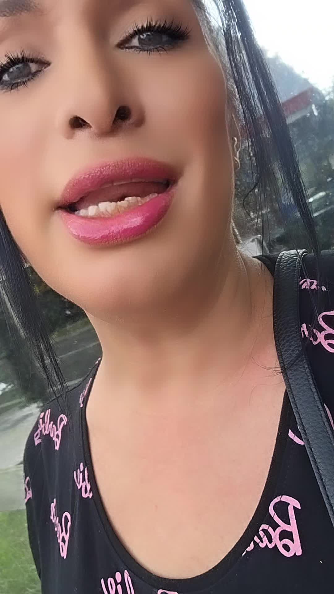 @nicolereyes2222