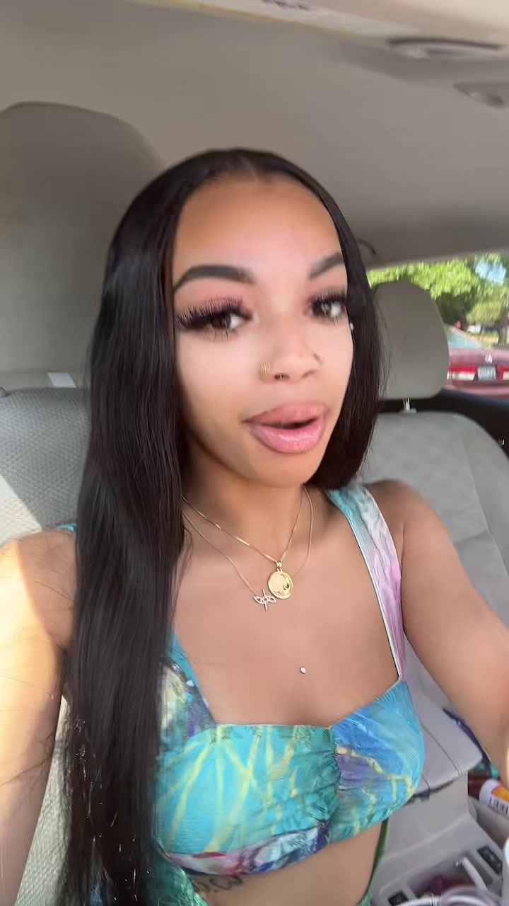 @Feen4._julia