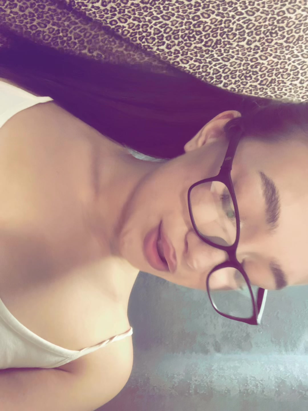 @тгк: юля ким