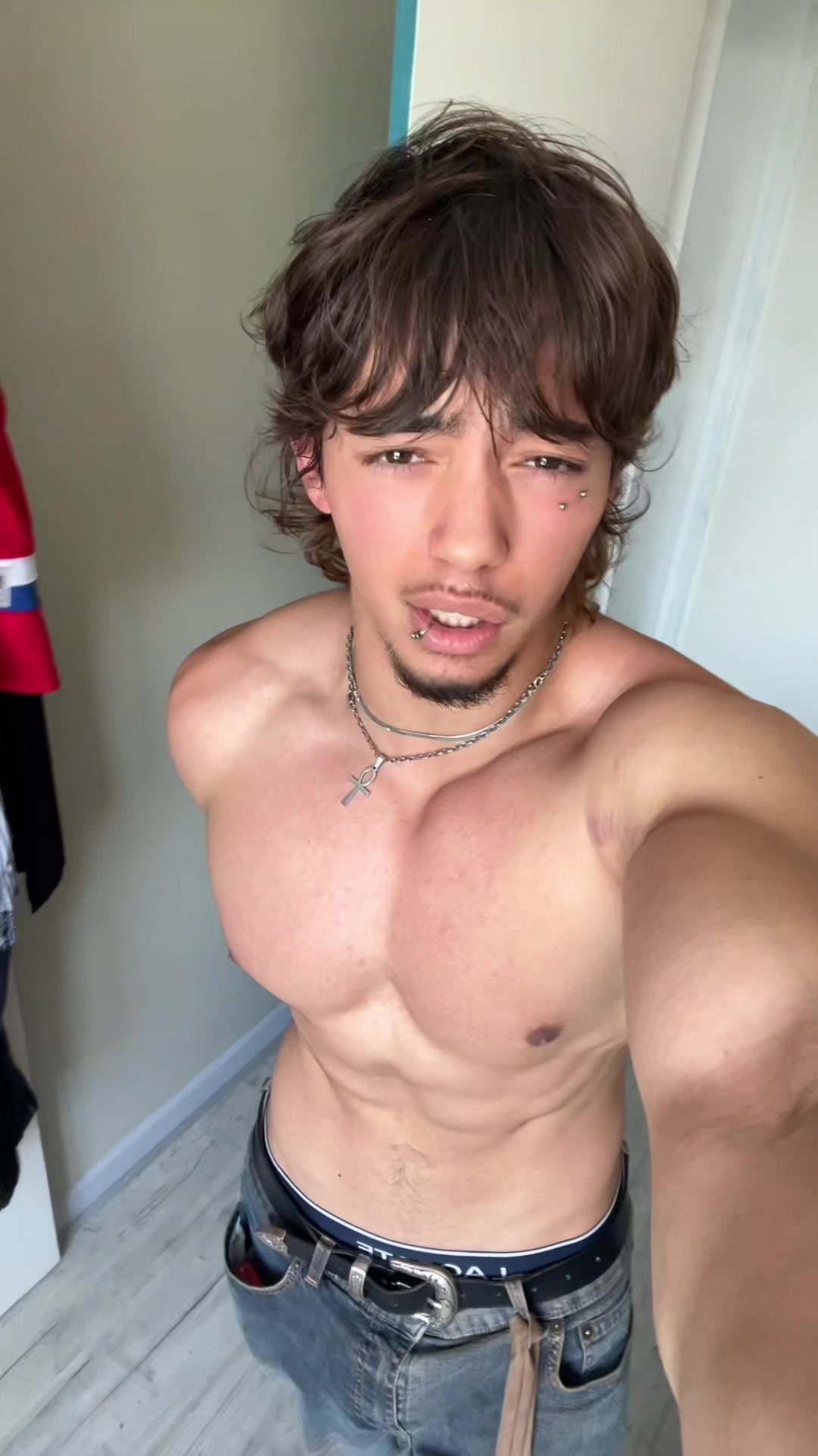 @yaninsane