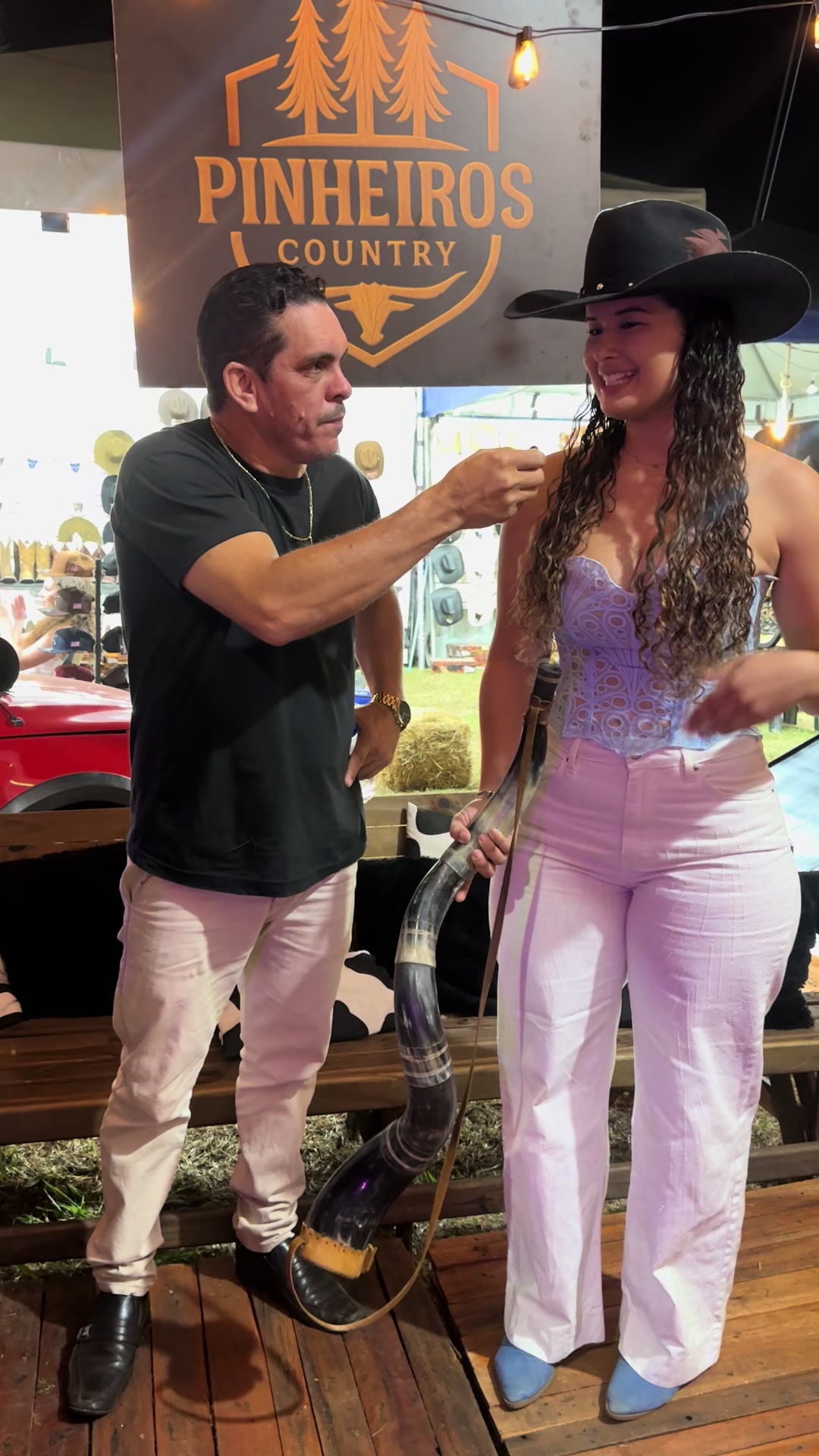 @Chicocom&eacute;diaCear&aacute;
