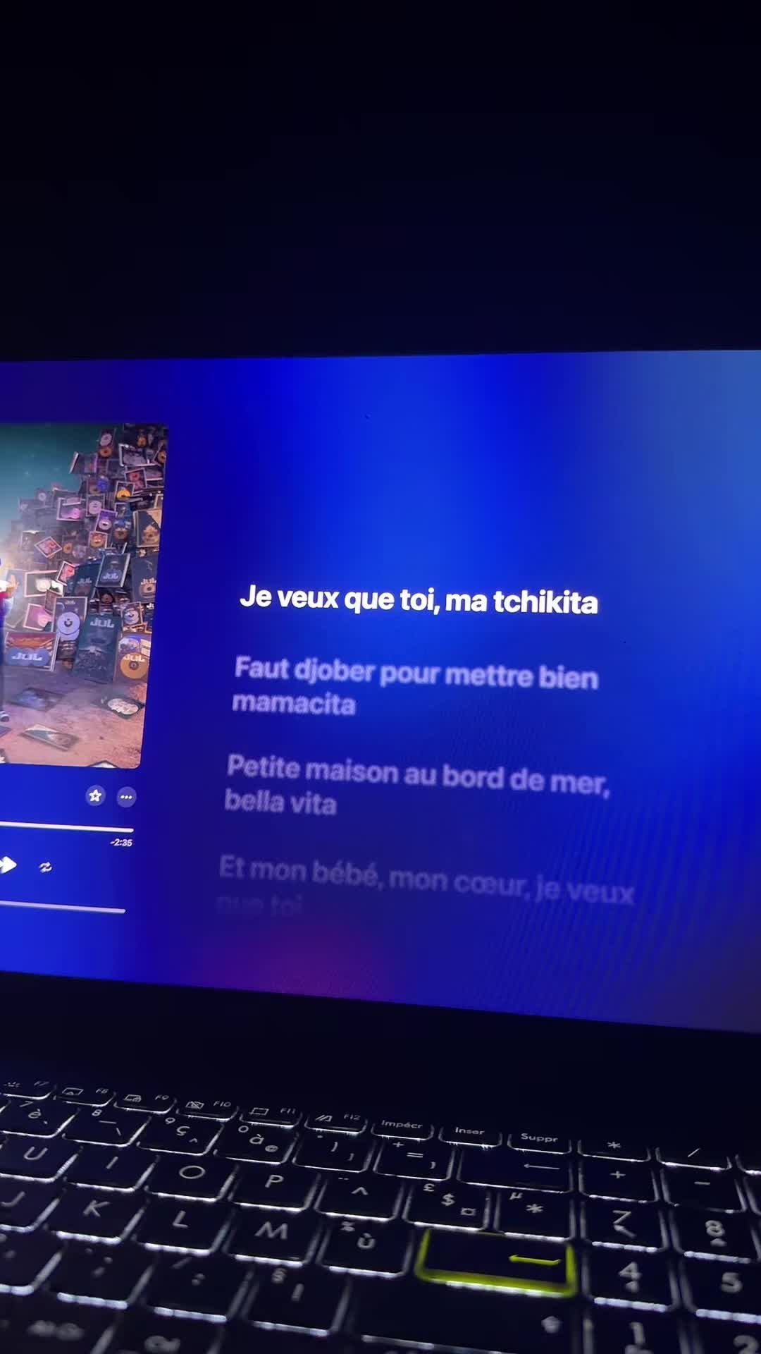 @Lyrics_vibes