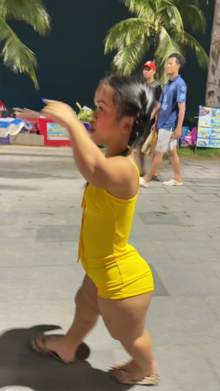 @Lilly Midget