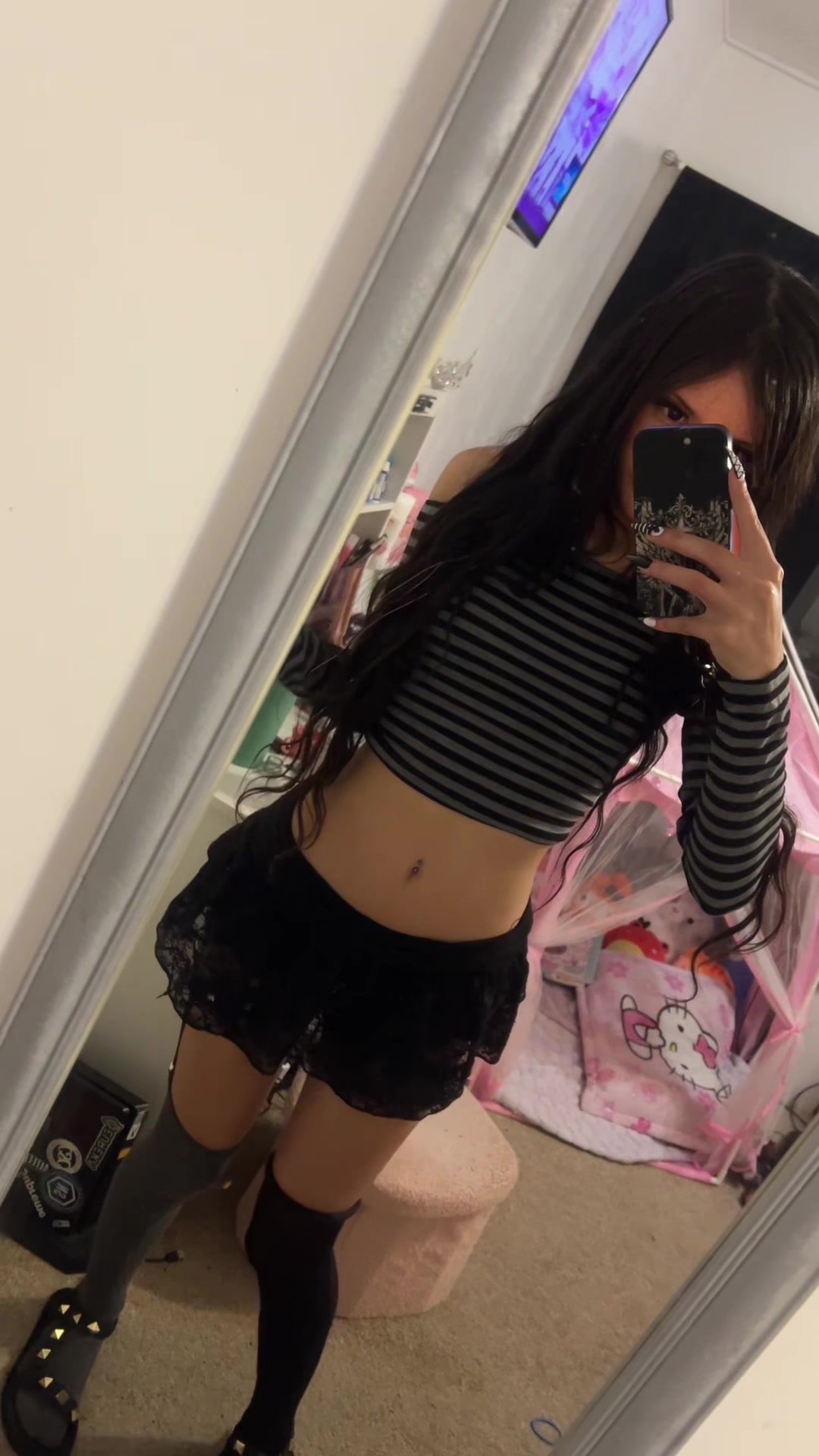 @user909316335