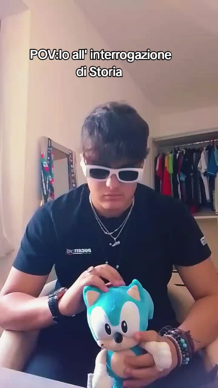 @Androlx_31