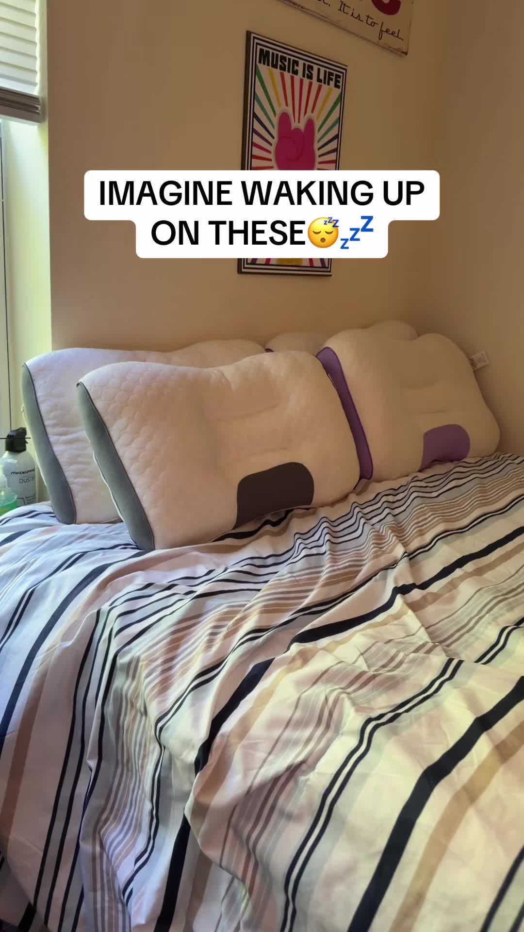 @jaylinfinds