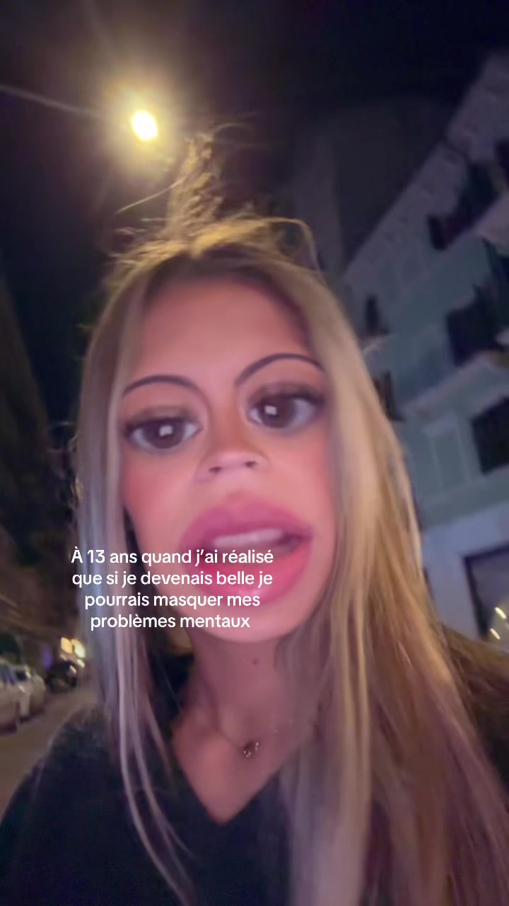 @h&eacute;lo&iuml;se