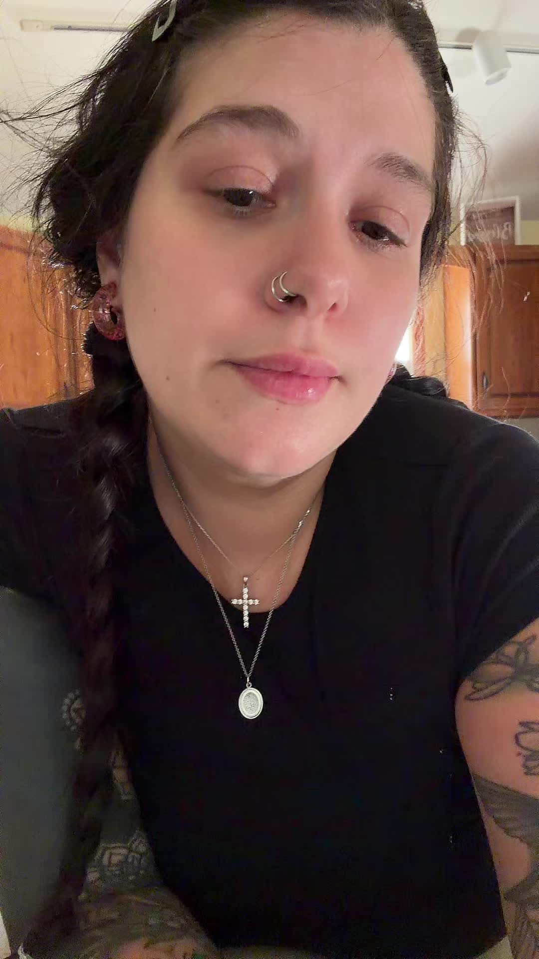 @cara hoffman