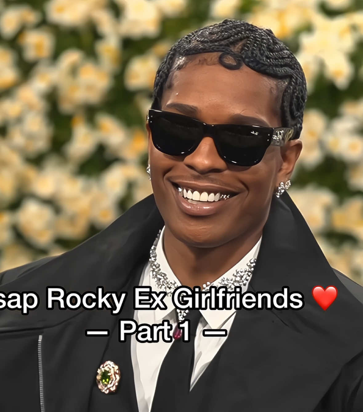 @•