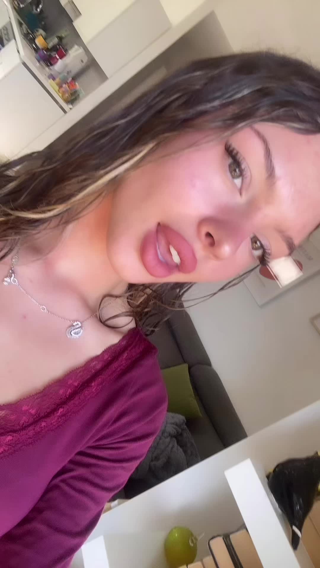 @Sofia