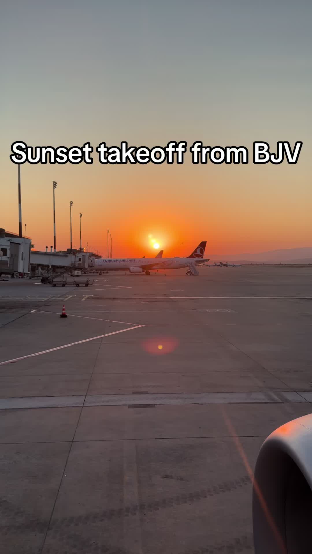 @🛫( T_T)