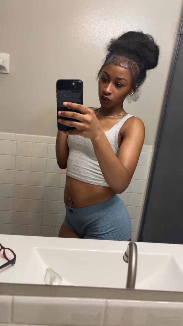 @LIL NU🥧