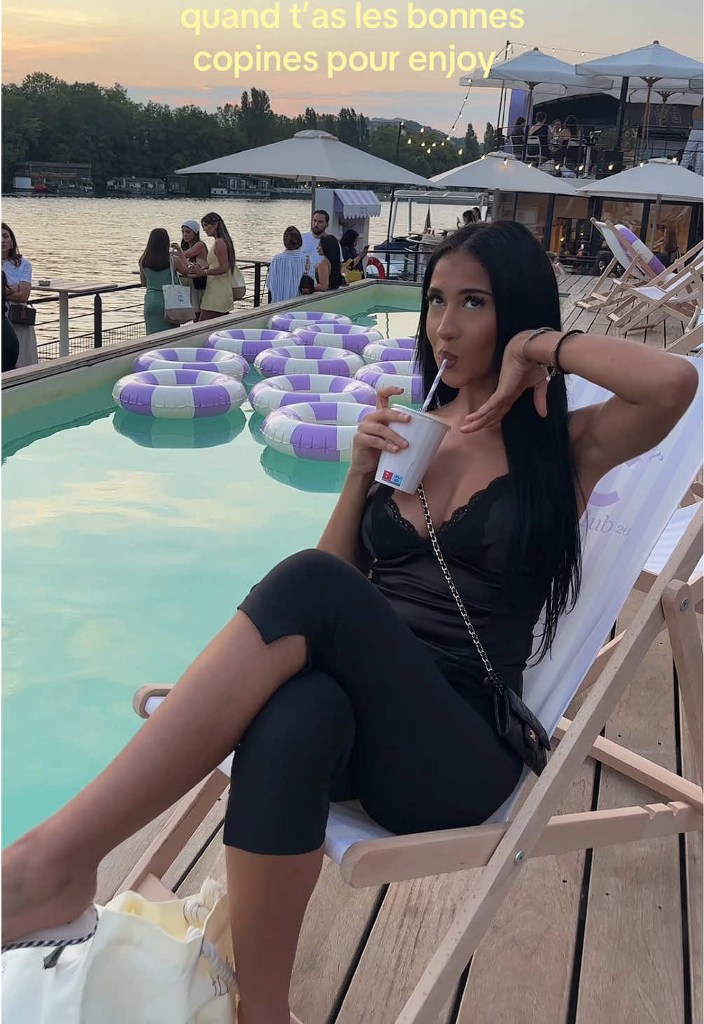@Anissoushh🖤🧿🐈&zwj;⬛🍷📞