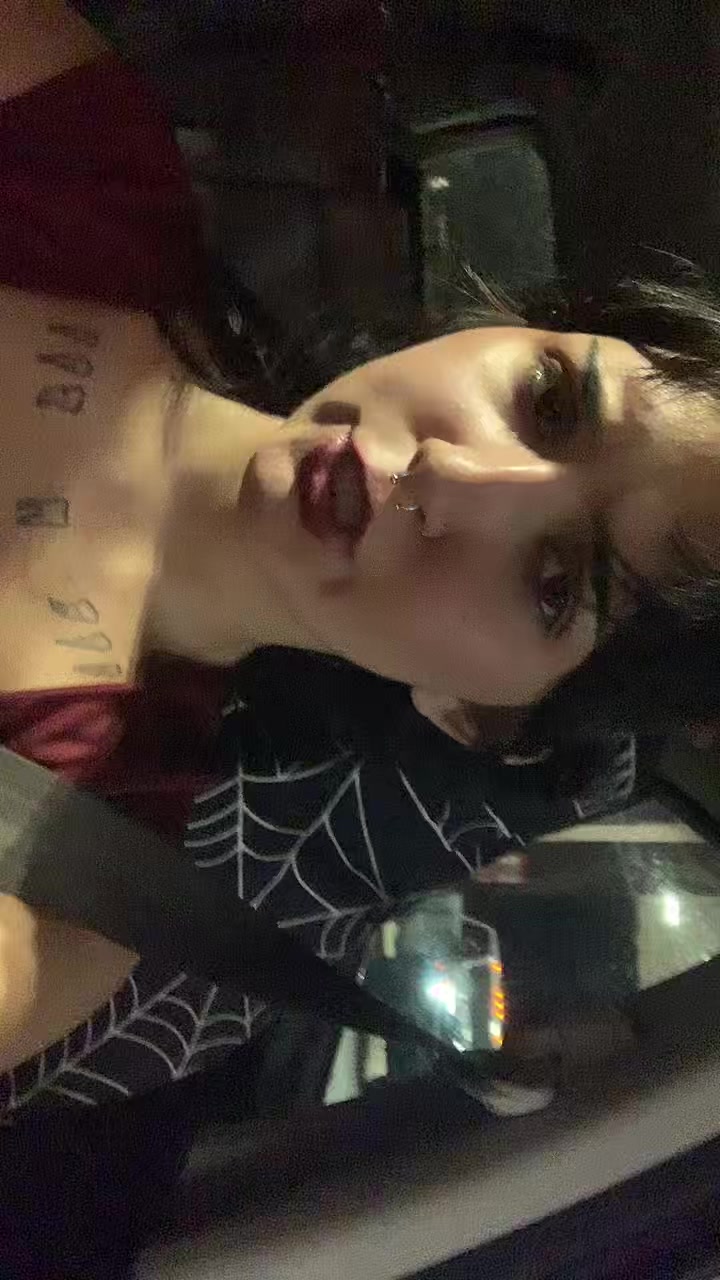 @🪷