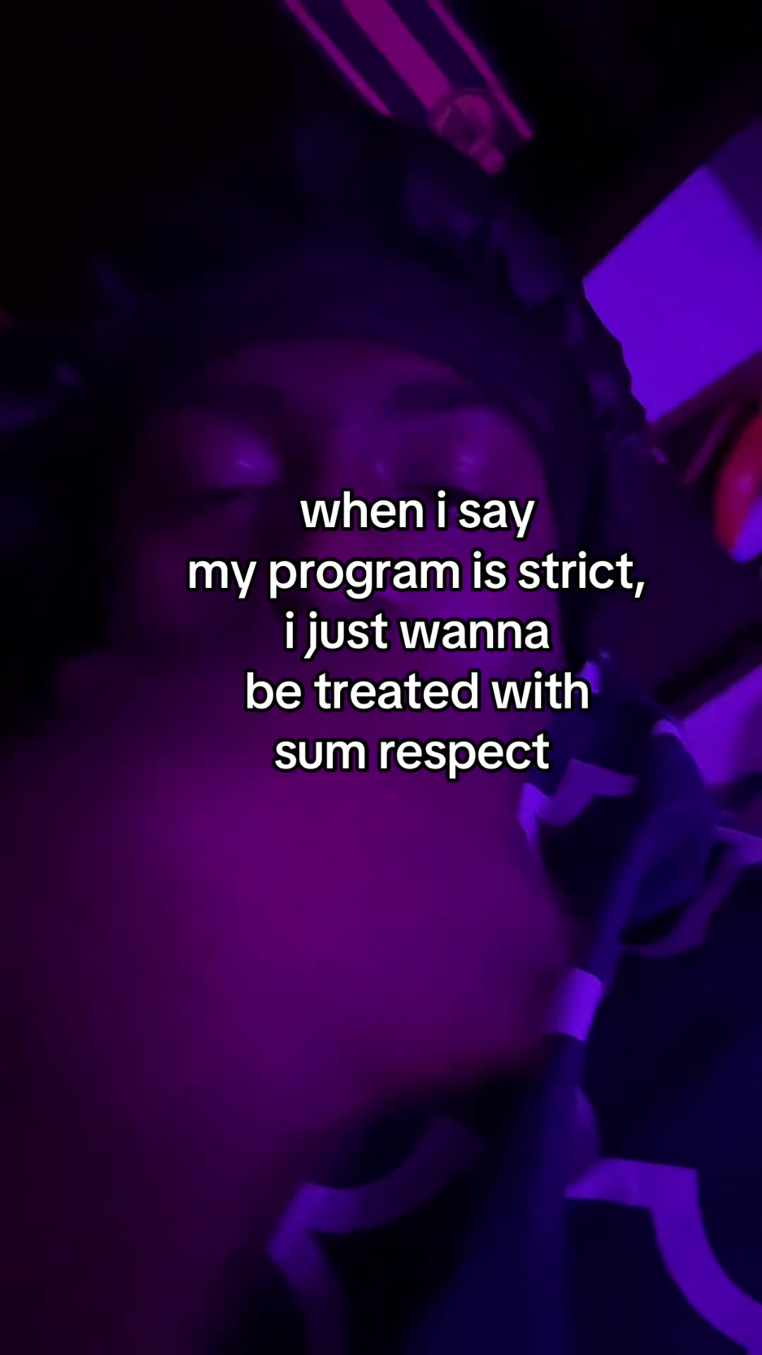 @✩