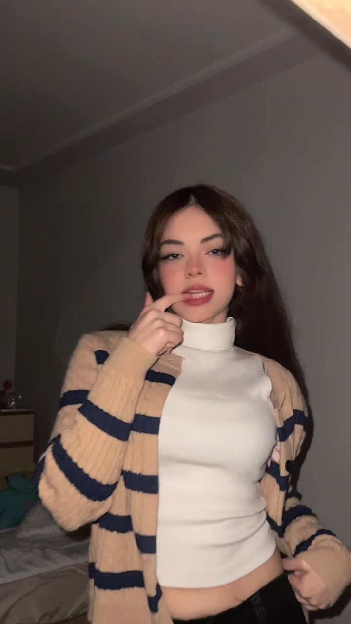 @parya🧚🏻♀️