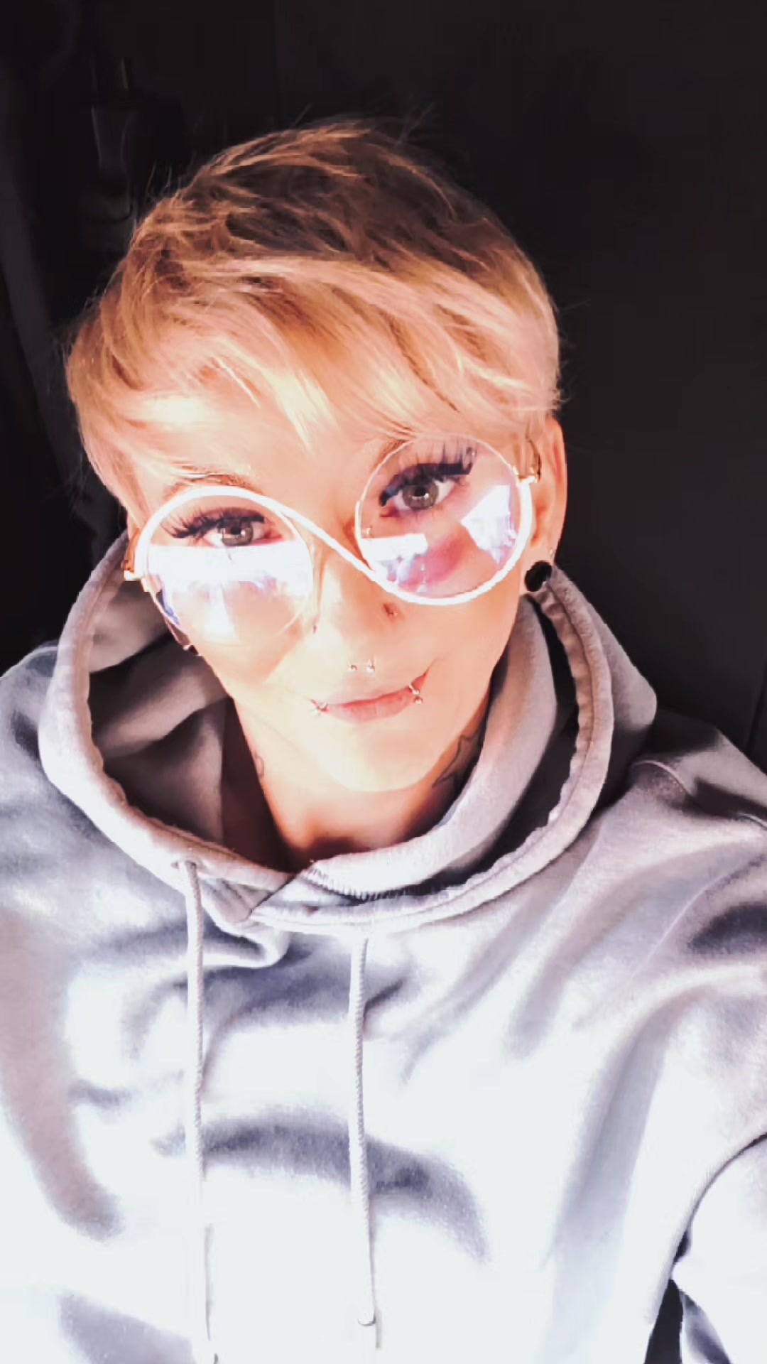 @Trucker Schildmaid Carina