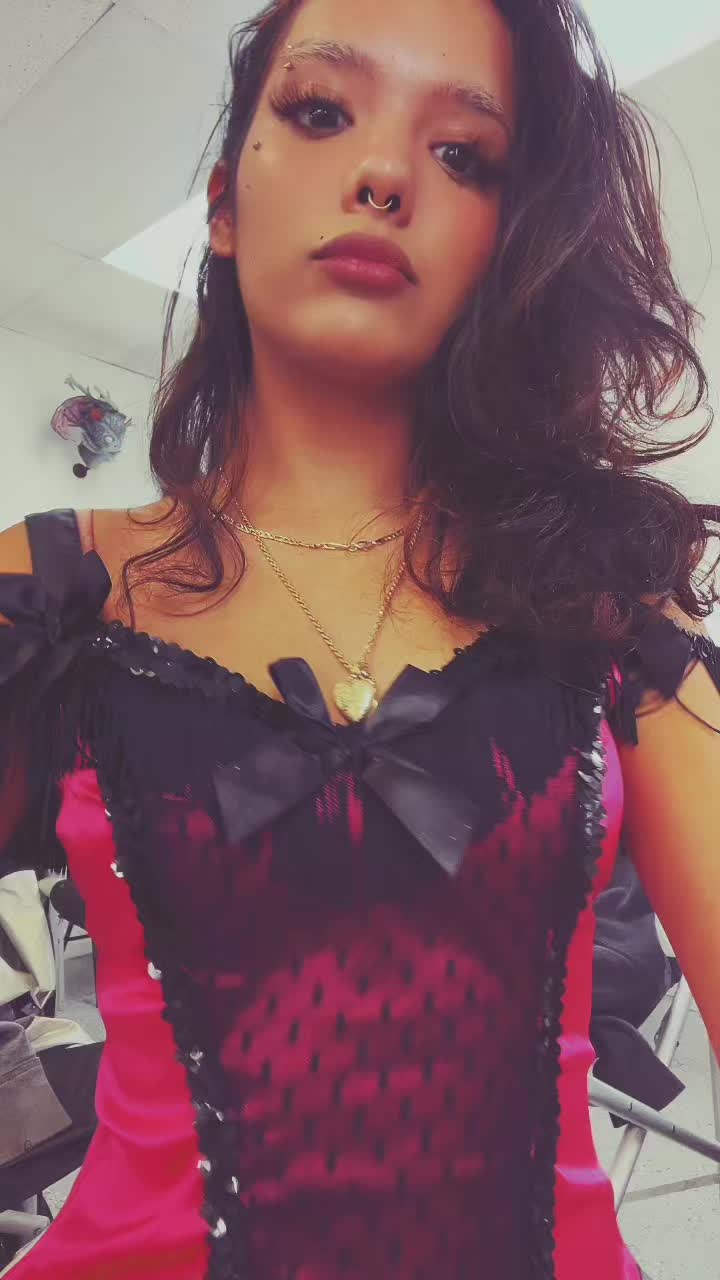 @bellaa