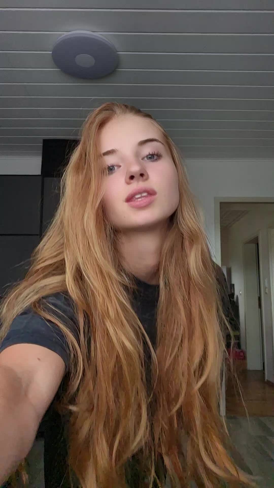 @Xenie🦋