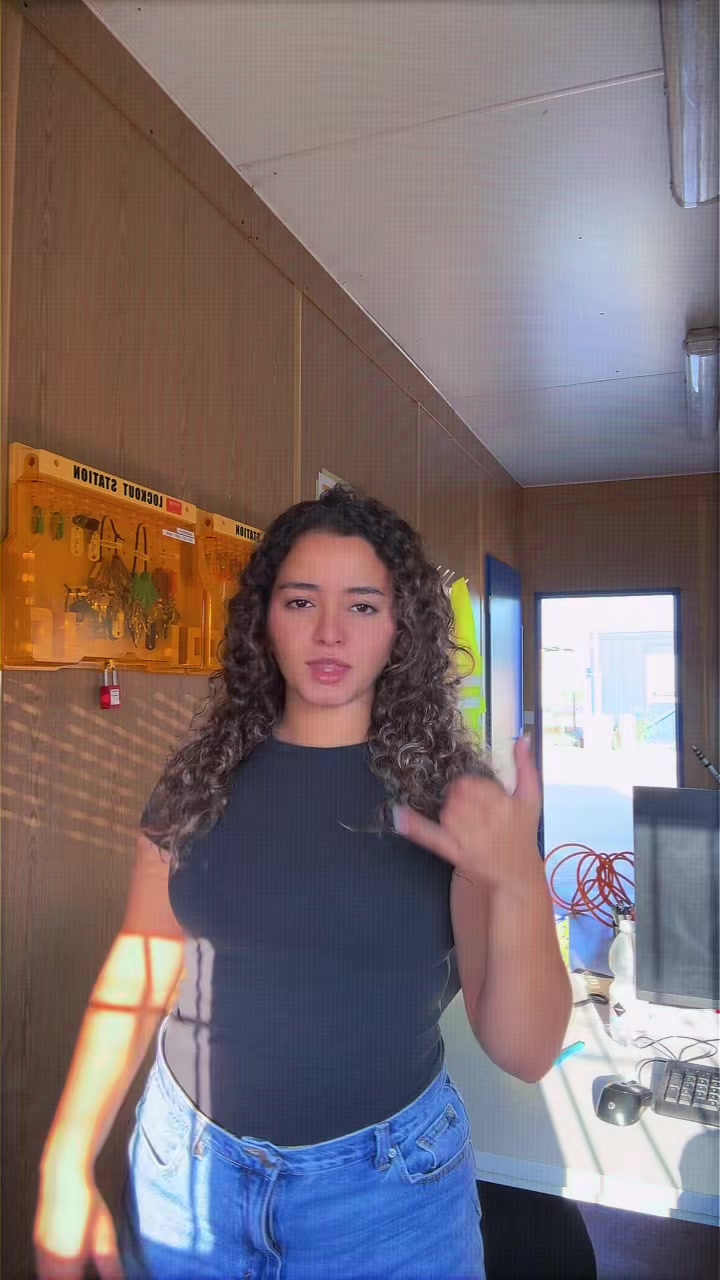 @Bibi