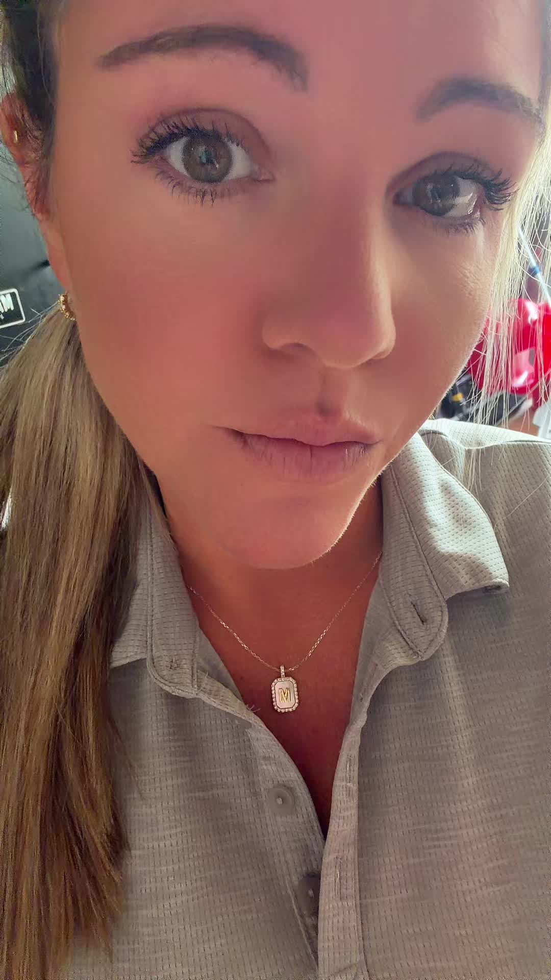 @SelfieQueen57👑