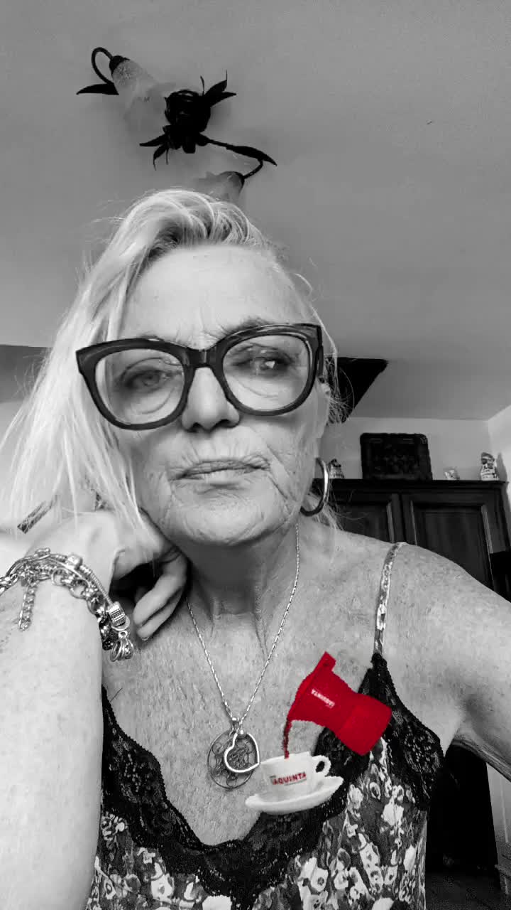 @Dany 11🦋🦋🐞🐞🌞
