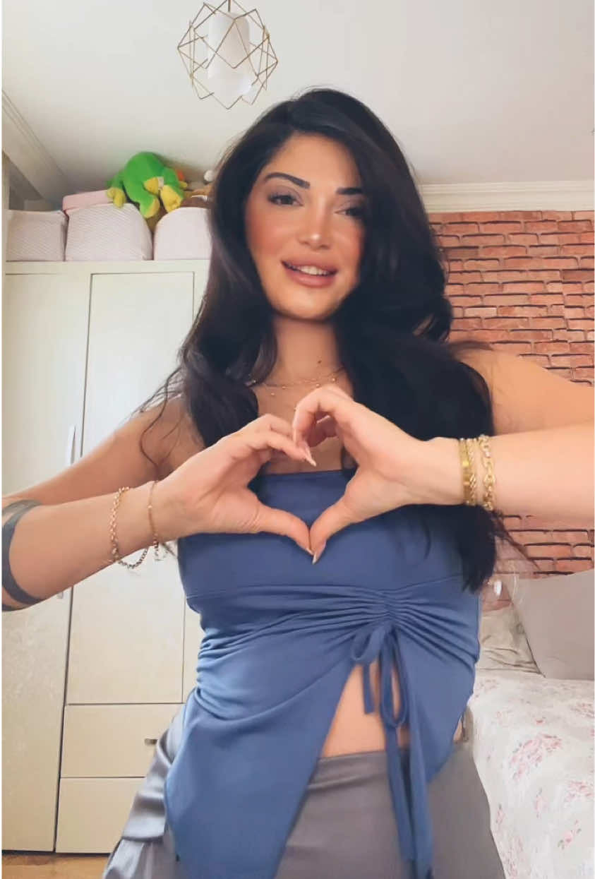 @Gözde Karataştan