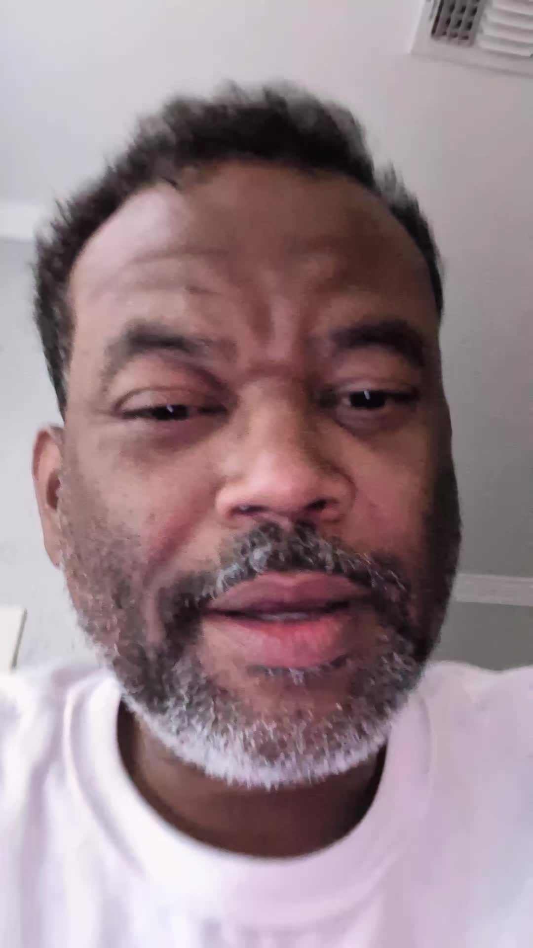 @Jowahorncomedy