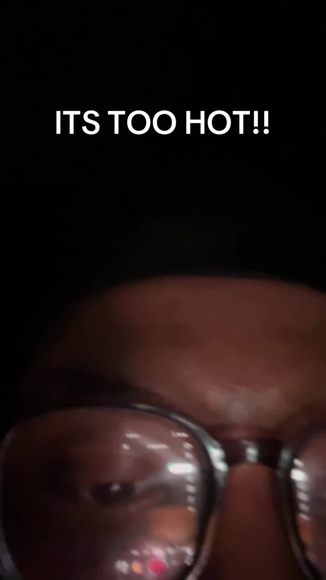 @🖤
