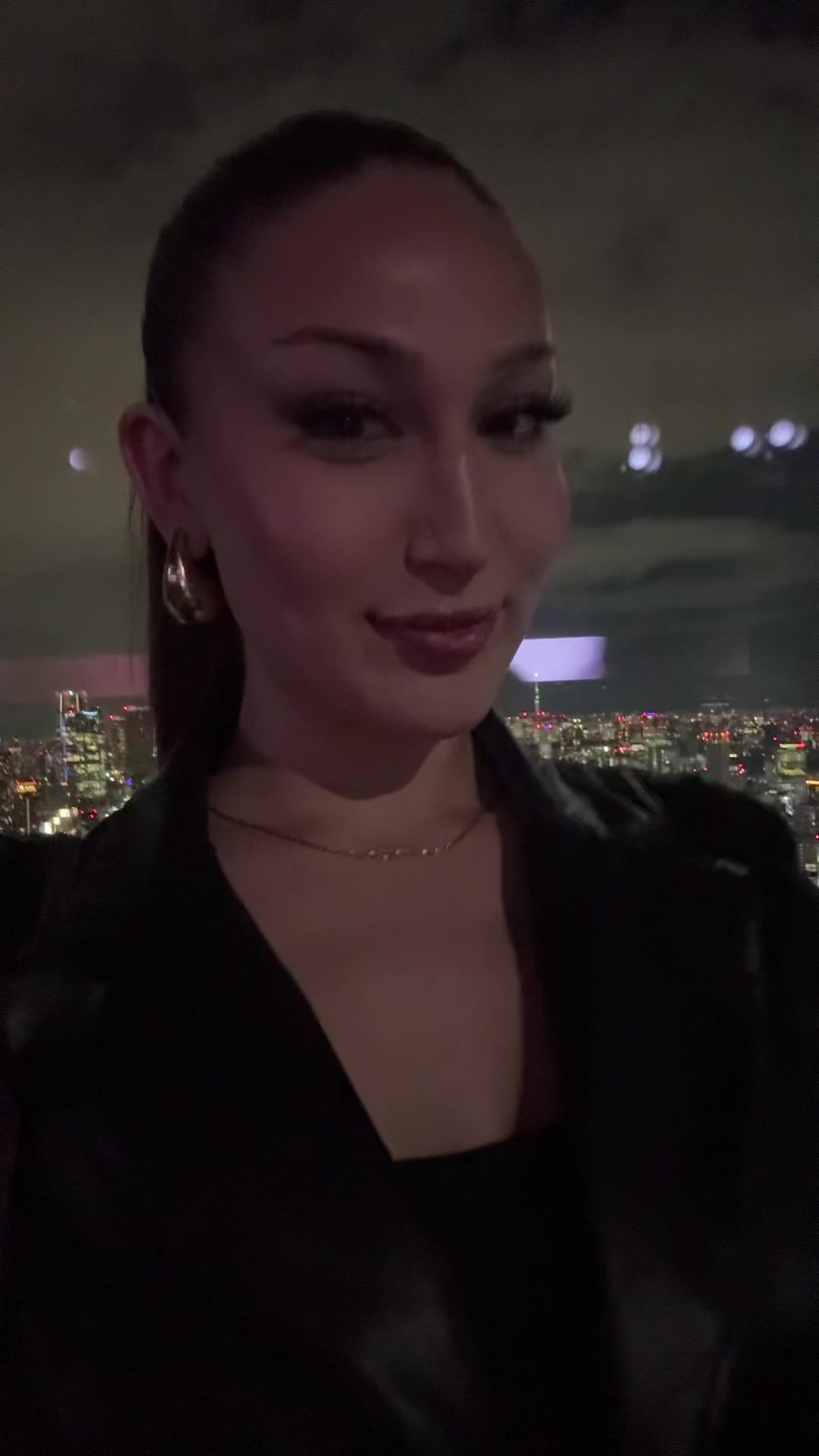 @whatdahellyamber