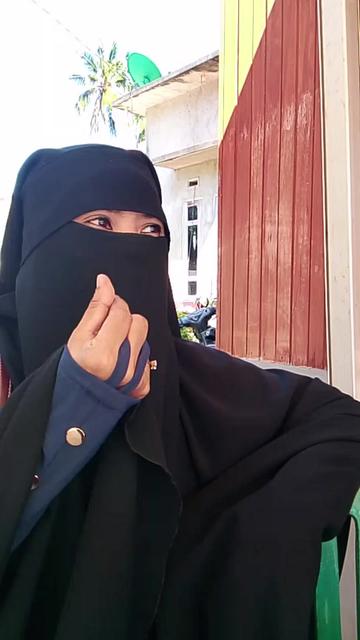 @indah kalaolao