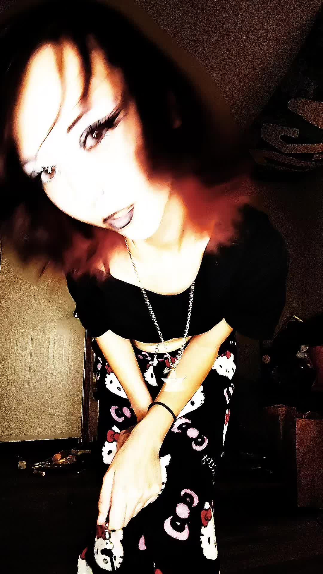 @★ r y a t t ★