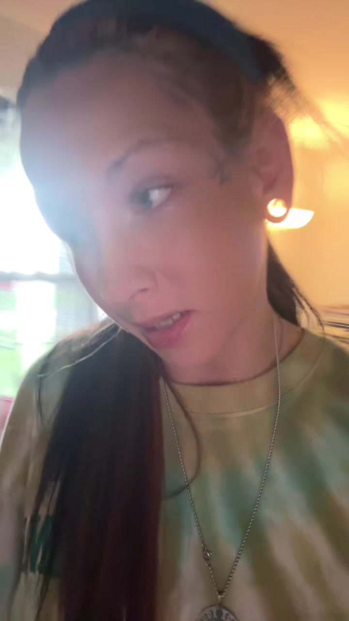 @little_miss_sm0kesal0t