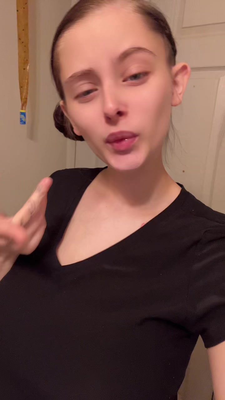 @Sybau😚🤓