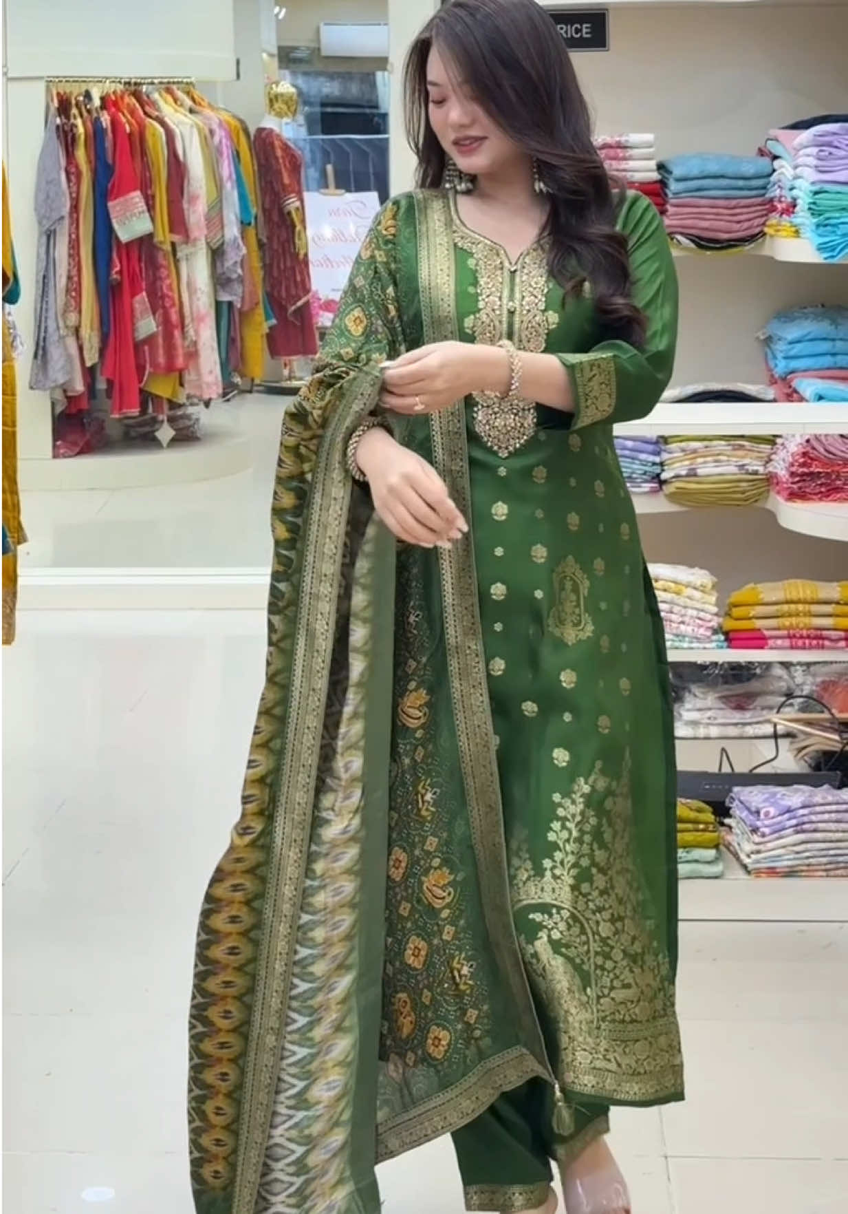 @Tara Clothing Collection