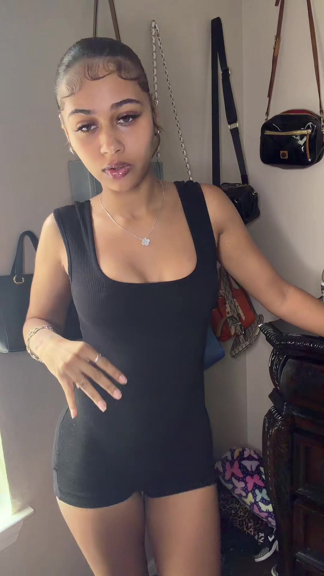 @Azariaaaa