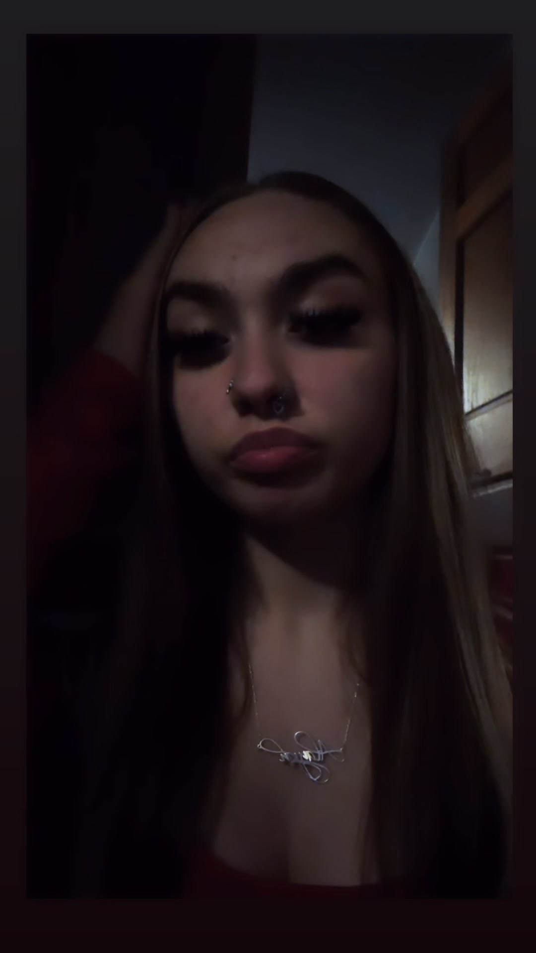 @Layy🤍.