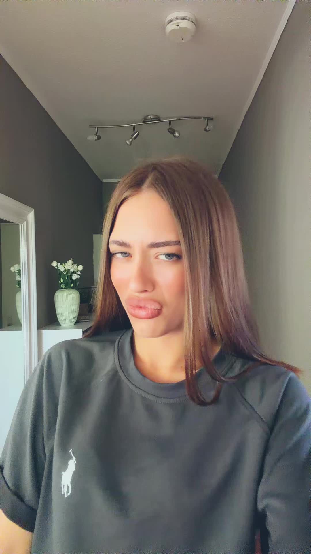 @Olleggovnaaa__