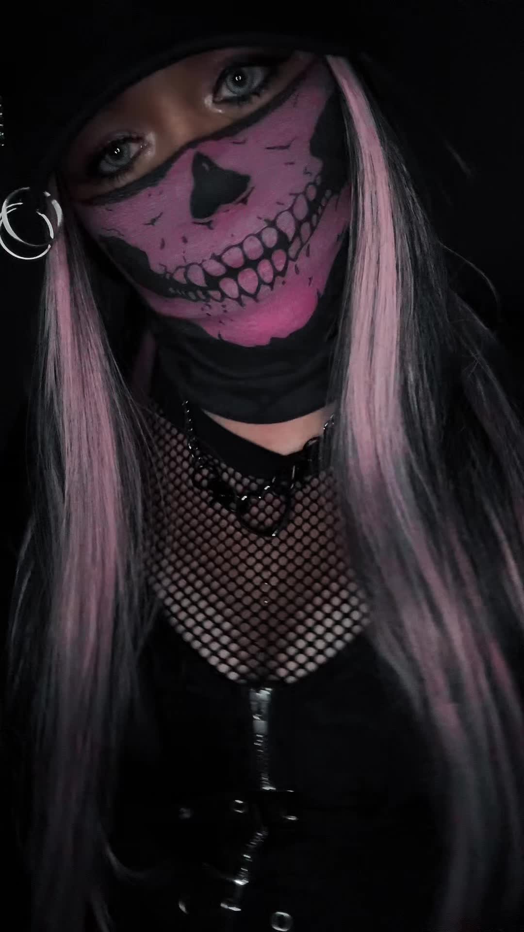@ꨄ༺𝓟𝓲𝓷𝓴𝓕𝓾𝓻𝔂༻ꨄ