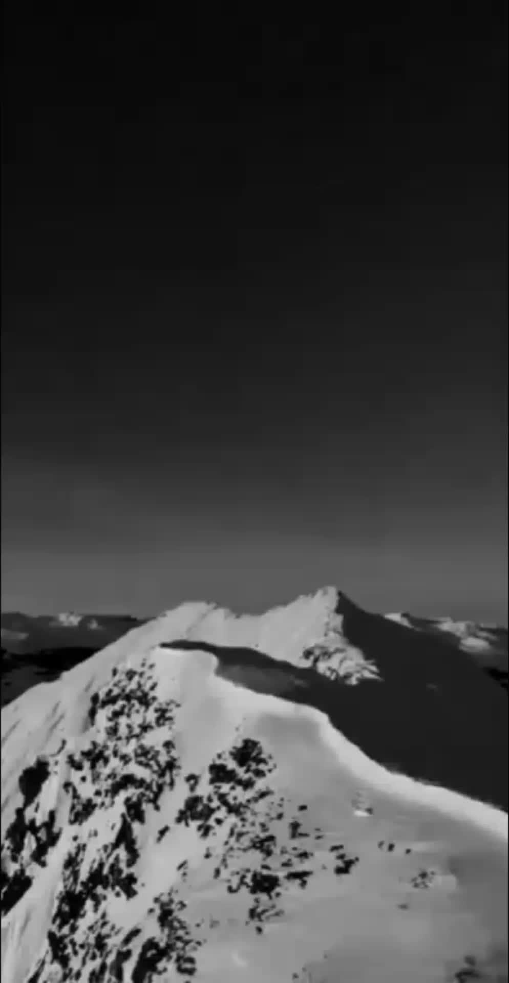 @🎧