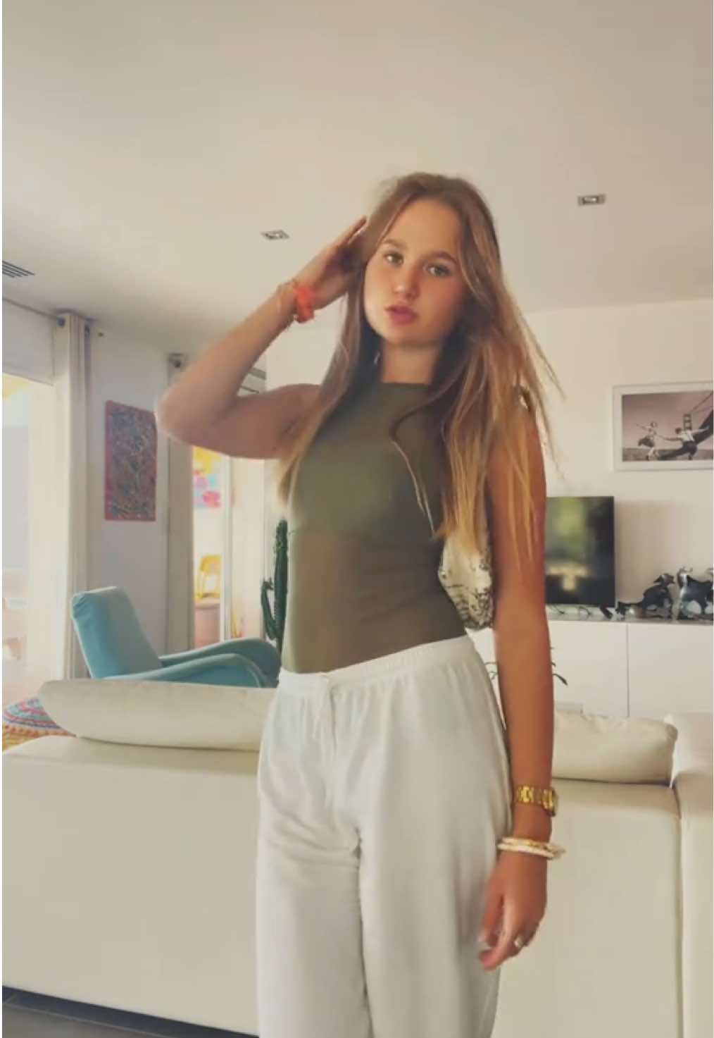 @Έλλα✞💌