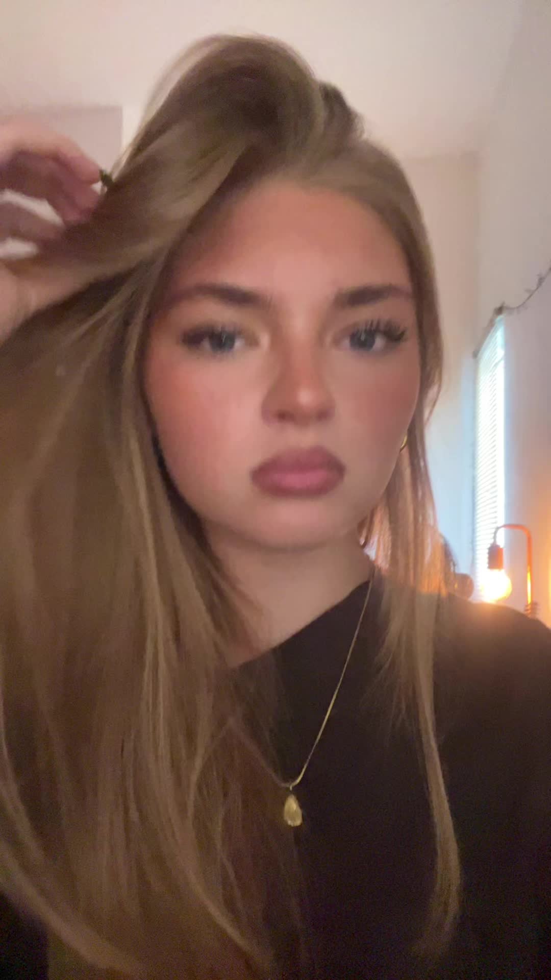 @🦊