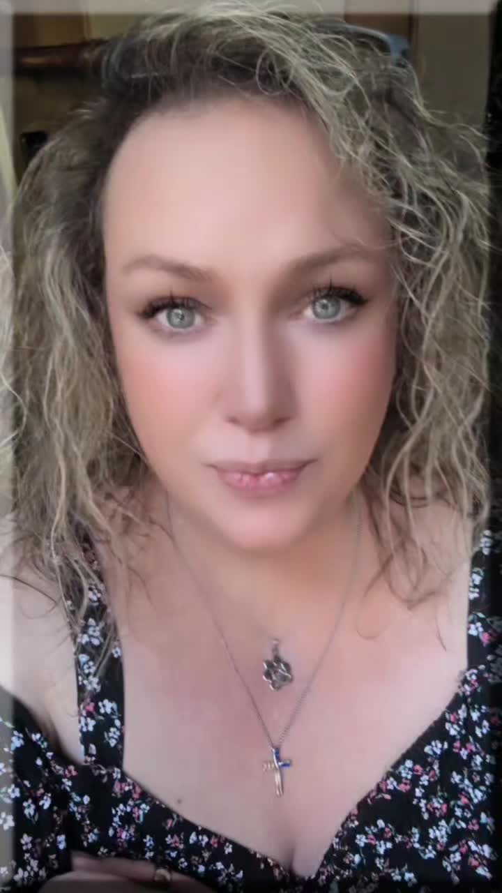 @Heidi 💜🖤