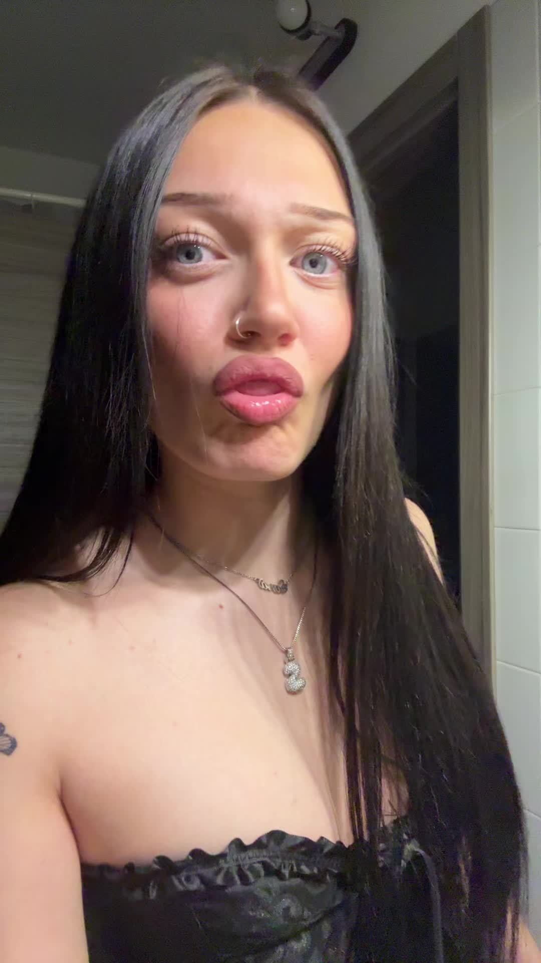 @stillthatsara