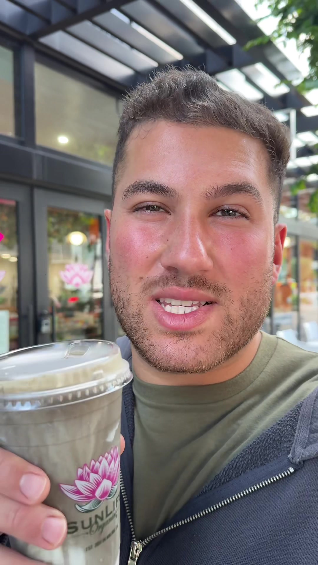 @mikeiseating