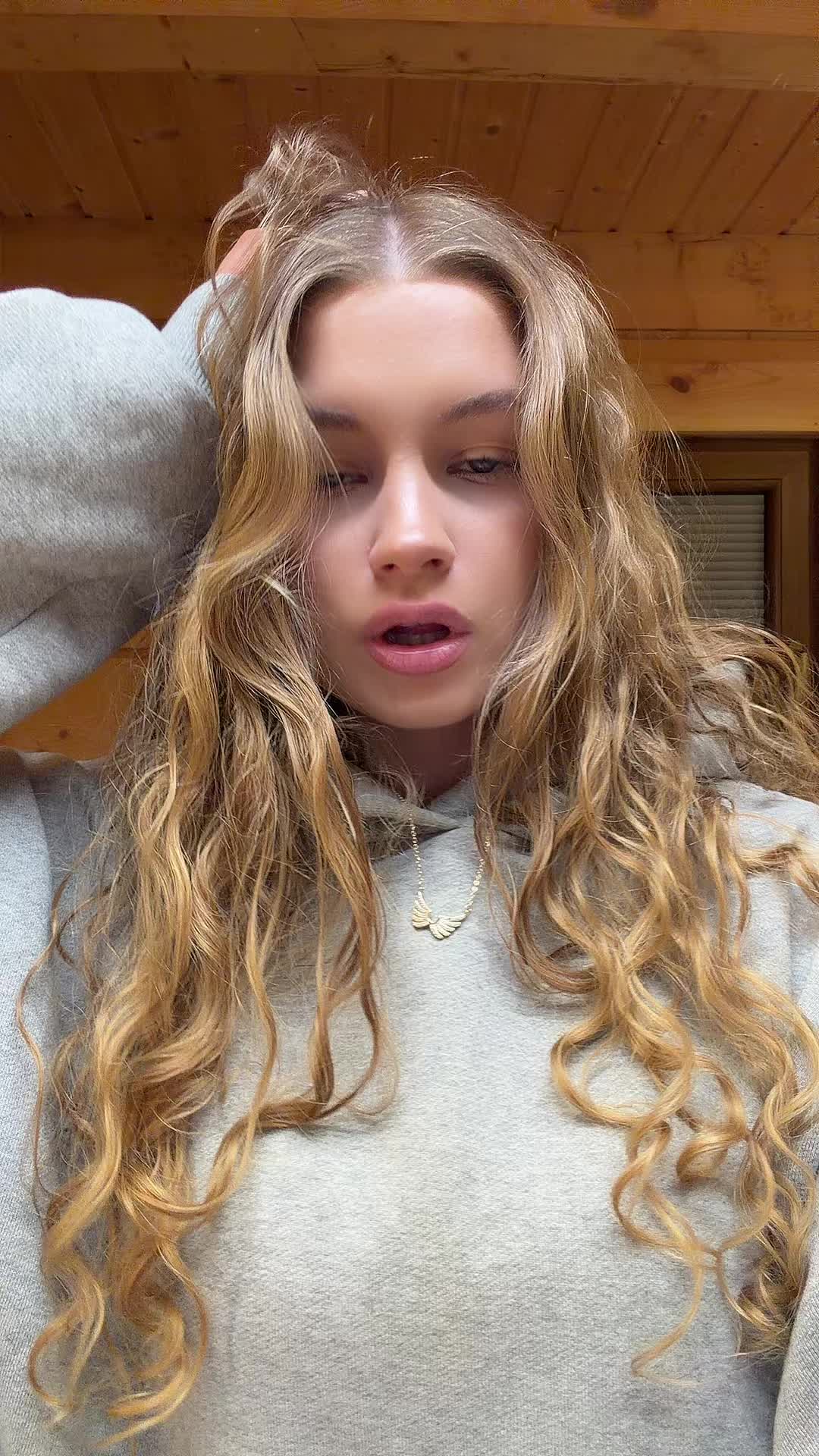 @Olaaa🪷🛍️💄 ig: alesiukk